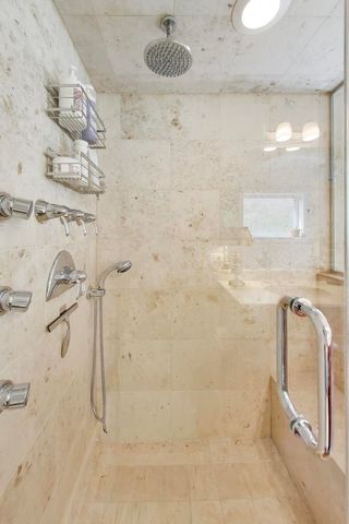5526 N Winthrop Avenue 4S, Chicago, IL 60640