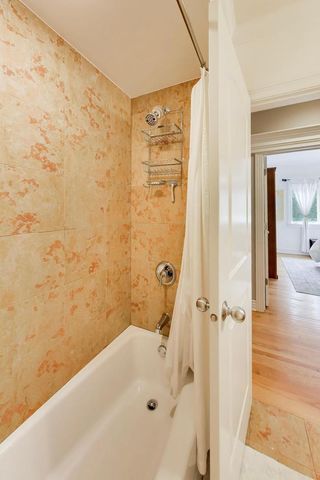5526 N Winthrop Avenue 4S, Chicago, IL 60640