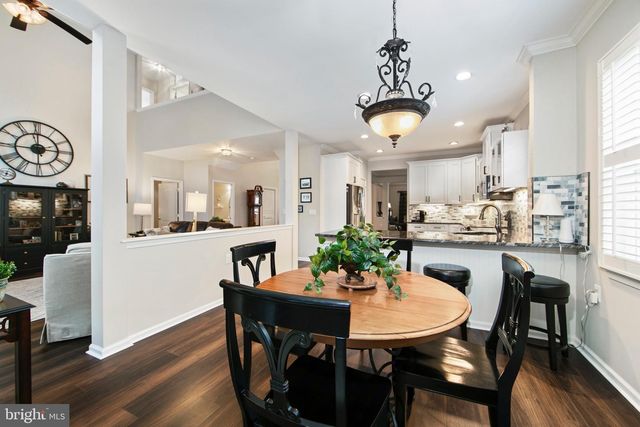 35 HUXLEY CIR, Marlton, NJ 08053