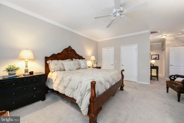 35 HUXLEY CIR, Marlton, NJ 08053