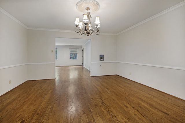 6211 Bandera Avenue D, Dallas, TX 75225
