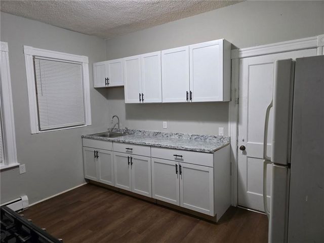 108 Lenox Avenue 1, Providence, RI 02907