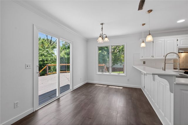 47 Stonehenge Drive, Bentonville, AR 72712