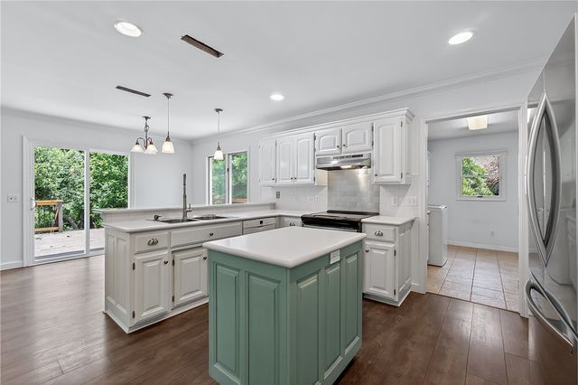 47 Stonehenge Drive, Bentonville, AR 72712