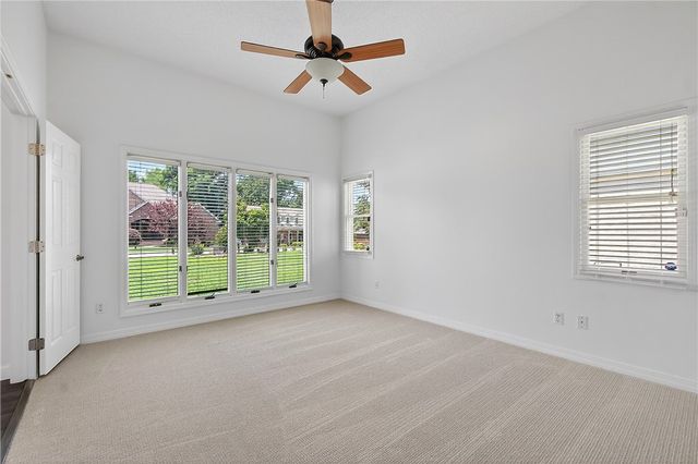 47 Stonehenge Drive, Bentonville, AR 72712