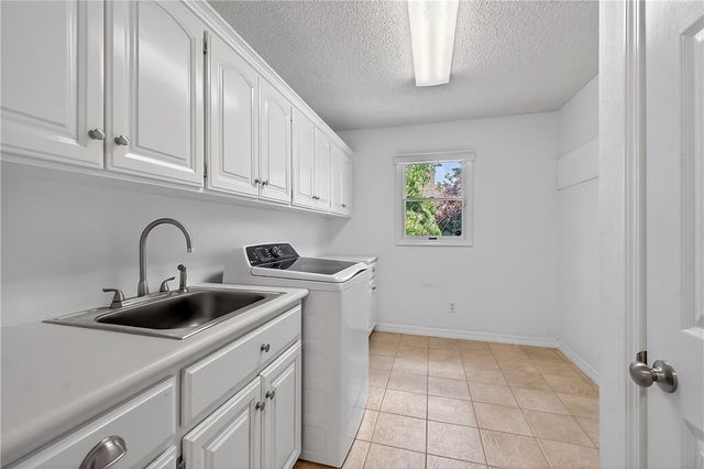 47 Stonehenge Drive, Bentonville, AR 72712