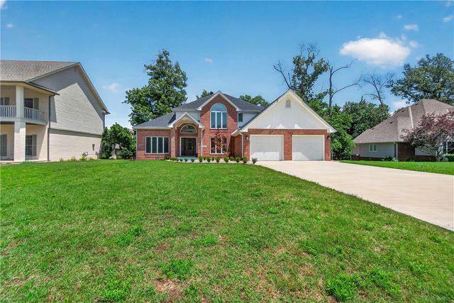 47 Stonehenge Drive, Bentonville, AR 72712
