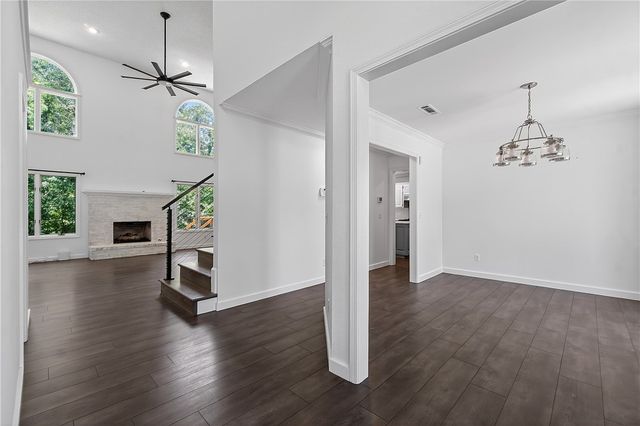 47 Stonehenge Drive, Bentonville, AR 72712