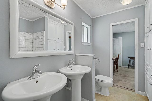 2301 Longwood Drive, Pearland, TX 77581