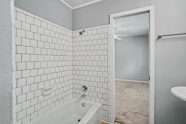 2301 Longwood Drive, Pearland, TX 77581