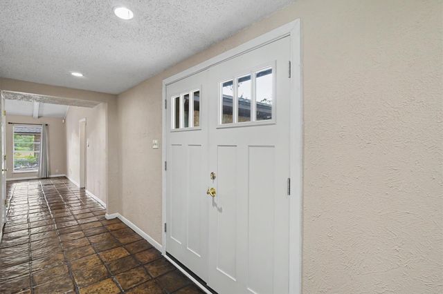 2301 Longwood Drive, Pearland, TX 77581