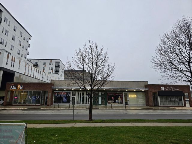 669-685 Graceland Avenue, Des Plaines, IL 60016