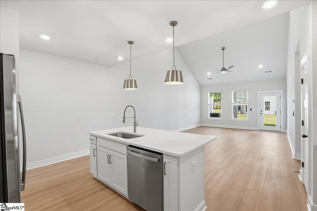 421 Crestcreek Drive, Anderson, SC 29621