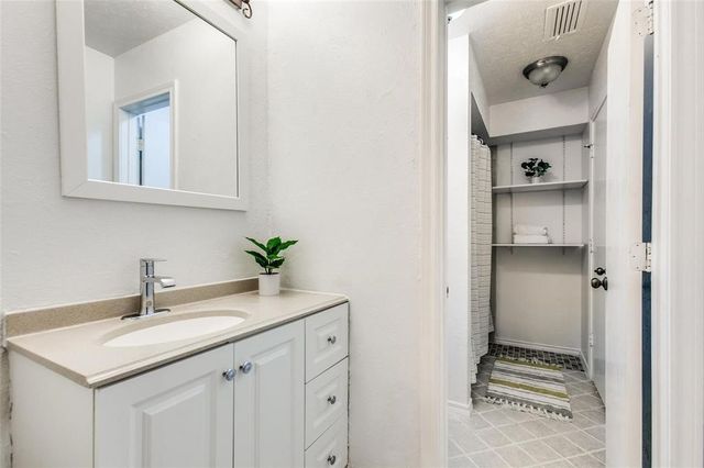 2200 Woodburn Corners, Plano, TX 75075