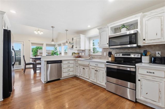 7210 E 165th Street, Belton, MO 64012