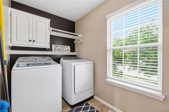 7210 E 165th Street, Belton, MO 64012