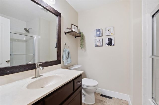 7210 E 165th Street, Belton, MO 64012