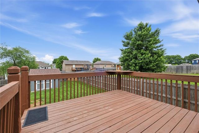 7210 E 165th Street, Belton, MO 64012