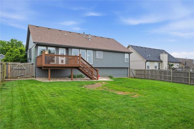 7210 E 165th Street, Belton, MO 64012