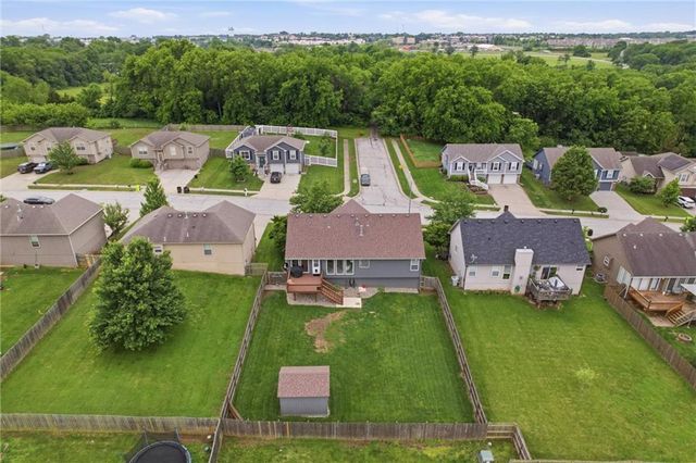 7210 E 165th Street, Belton, MO 64012