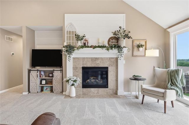 7210 E 165th Street, Belton, MO 64012
