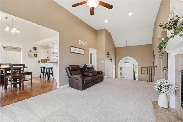 7210 E 165th Street, Belton, MO 64012