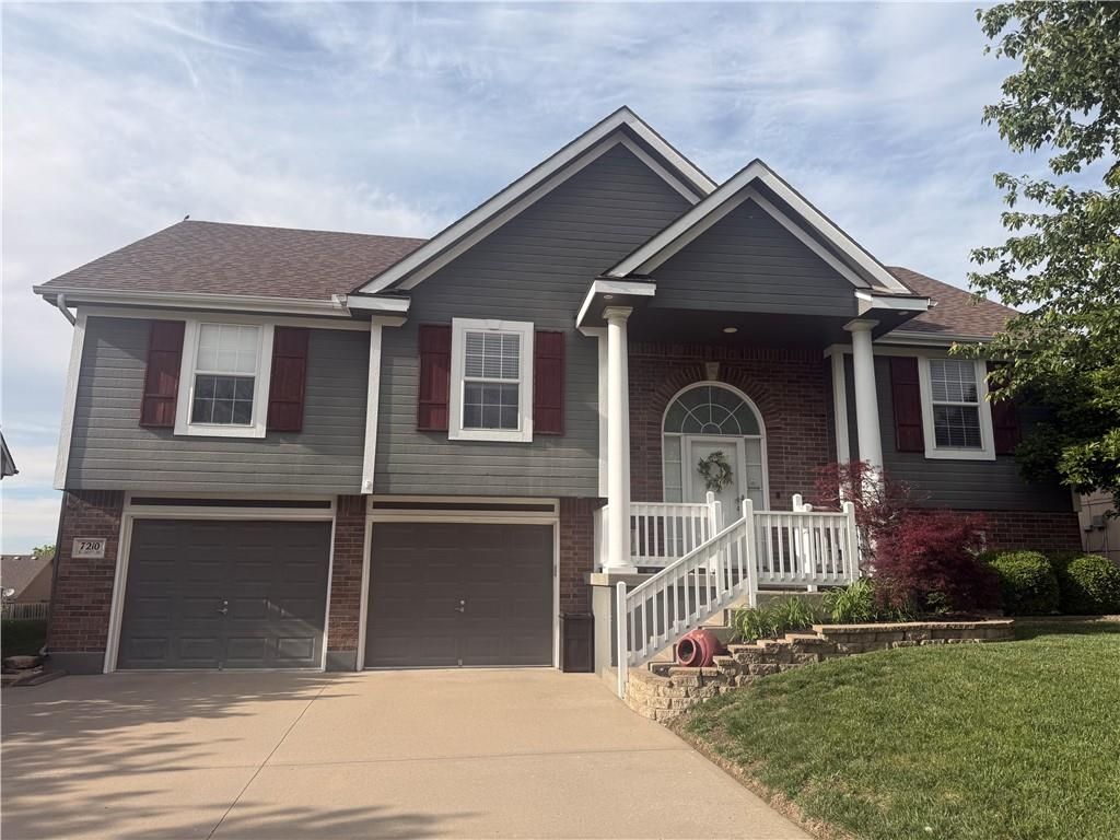 7210 E 165th Street, Belton, MO 64012