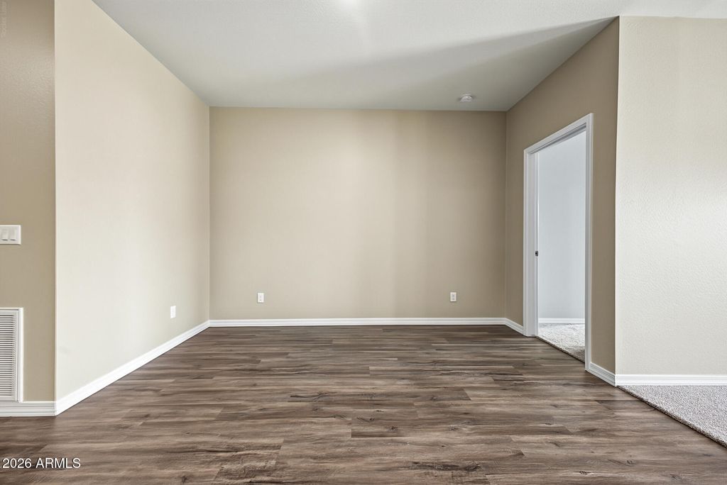 5882 N 195TH Drive, Litchfield Park, AZ 85340 — photo 4