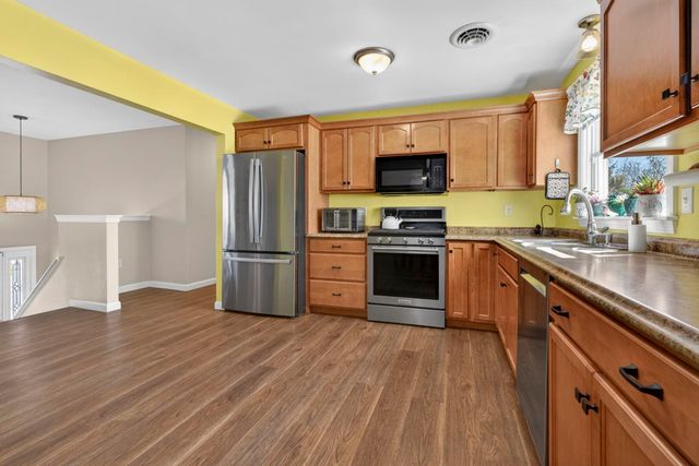 45 Damon Avenue, Nashua, NH 03064