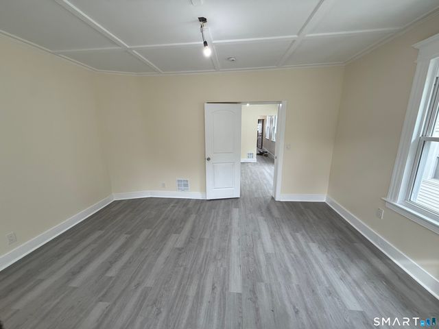 82 Bunker Hill Avenue 3, Waterbury, CT 06708