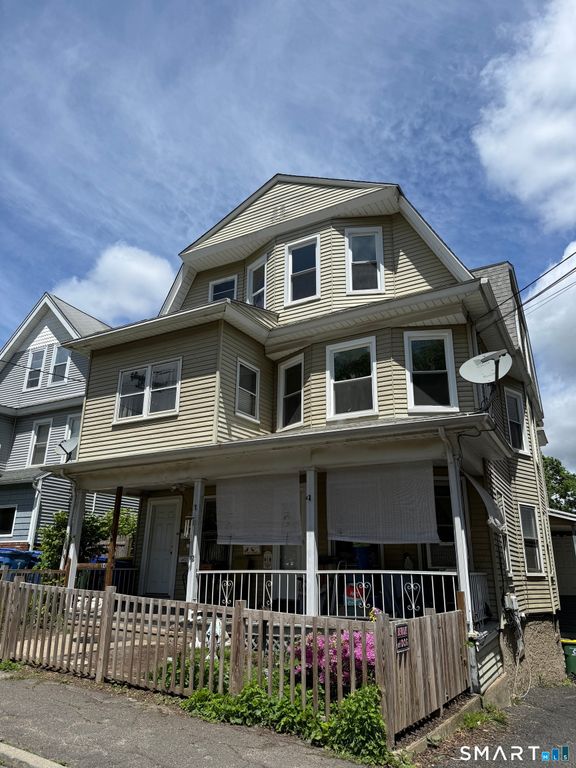 82 Bunker Hill Avenue 3, Waterbury, CT 06708