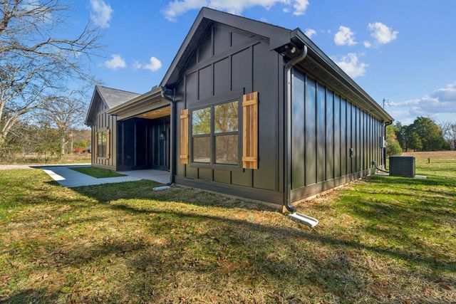 3666 Clark Road, Lewisburg, TN 37091