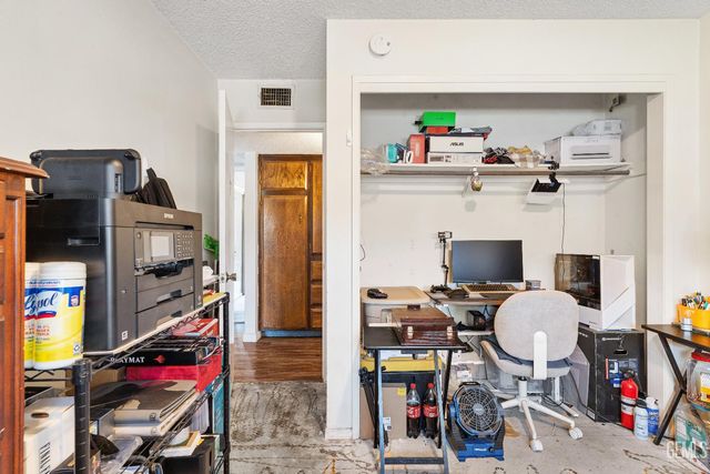 2304 Bladen Street, Bakersfield, CA 93309