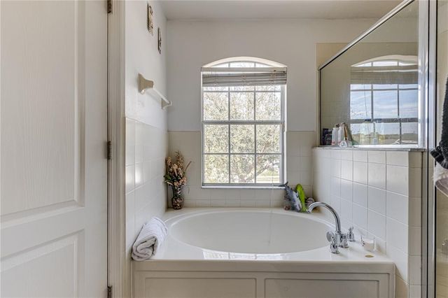 8556 SOUTHERN CHARM CIRCLE, Brooksville, FL 34613