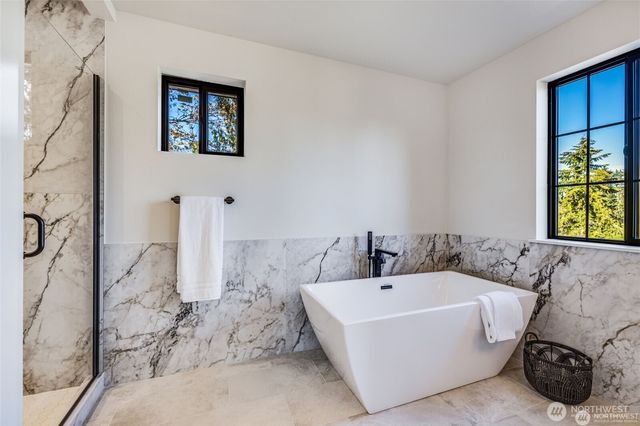 932 99th Street Ct S, Tacoma, WA 98444