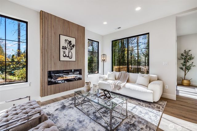 932 99th Street Ct S, Tacoma, WA 98444