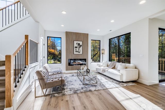 932 99th Street Ct S, Tacoma, WA 98444