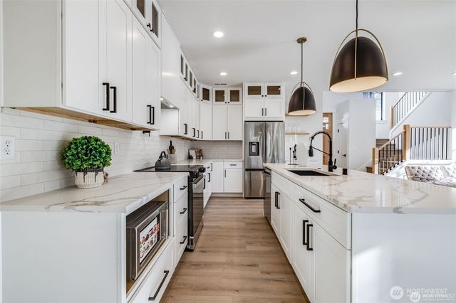 932 99th Street Ct S, Tacoma, WA 98444