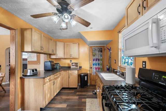 1021 W 29TH Street, Erie, PA 16508