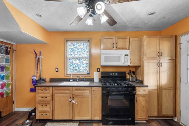 1021 W 29TH Street, Erie, PA 16508