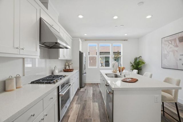 3380 Router, Fremont, CA 94538