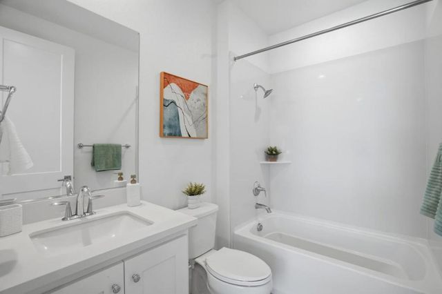 3380 Router, Fremont, CA 94538