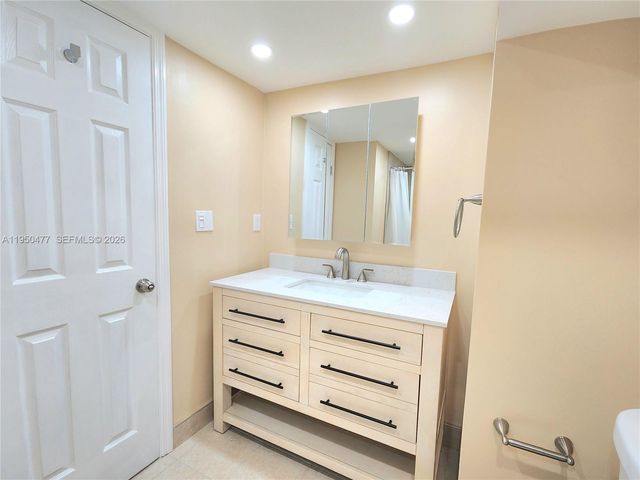 1600 S Ocean Dr 1C, Hollywood, FL 33019