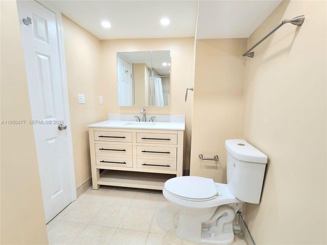 1600 S Ocean Dr 1C, Hollywood, FL 33019