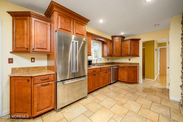 205 Frank Applegate Road, Jackson, NJ 08527