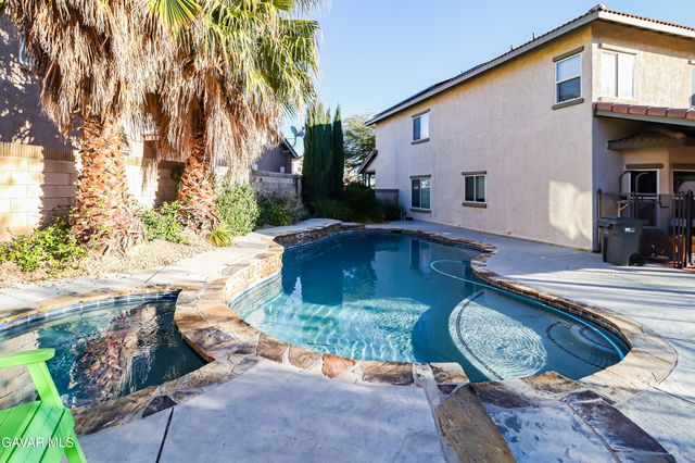 40232 Lonsdale Court, Palmdale, CA 93551