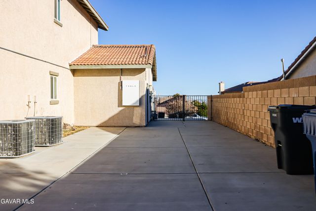 40232 Lonsdale Court, Palmdale, CA 93551