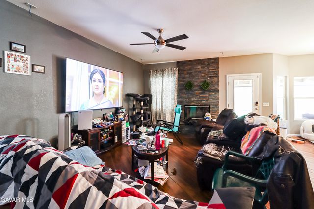 40232 Lonsdale Court, Palmdale, CA 93551