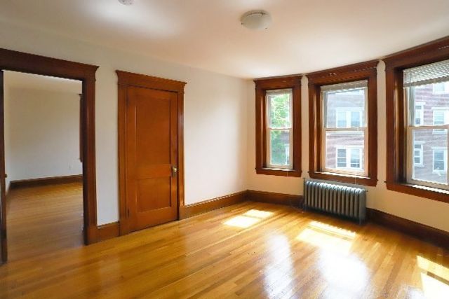 257 Washington St 11, Salem, MA 01970