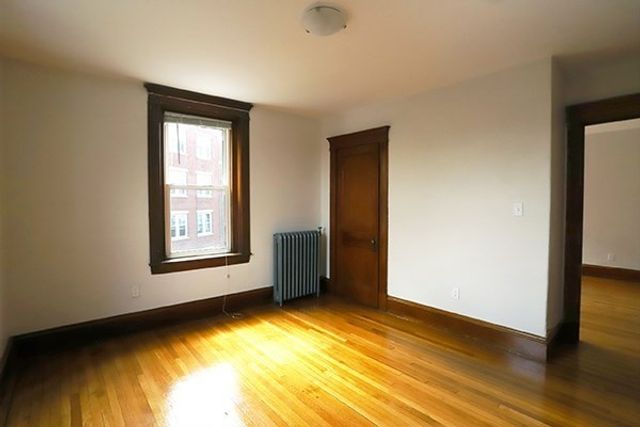 257 Washington St 11, Salem, MA 01970